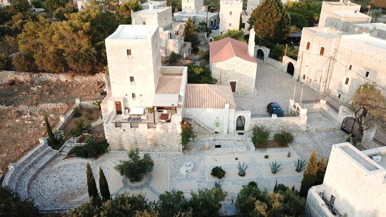 Fameliti Casa Torre Villa Stavrion Bagian luar foto